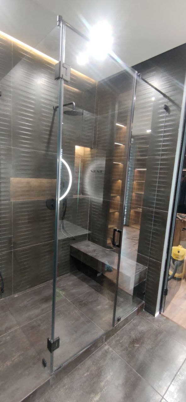 shower cabins with hinged doors фото 3