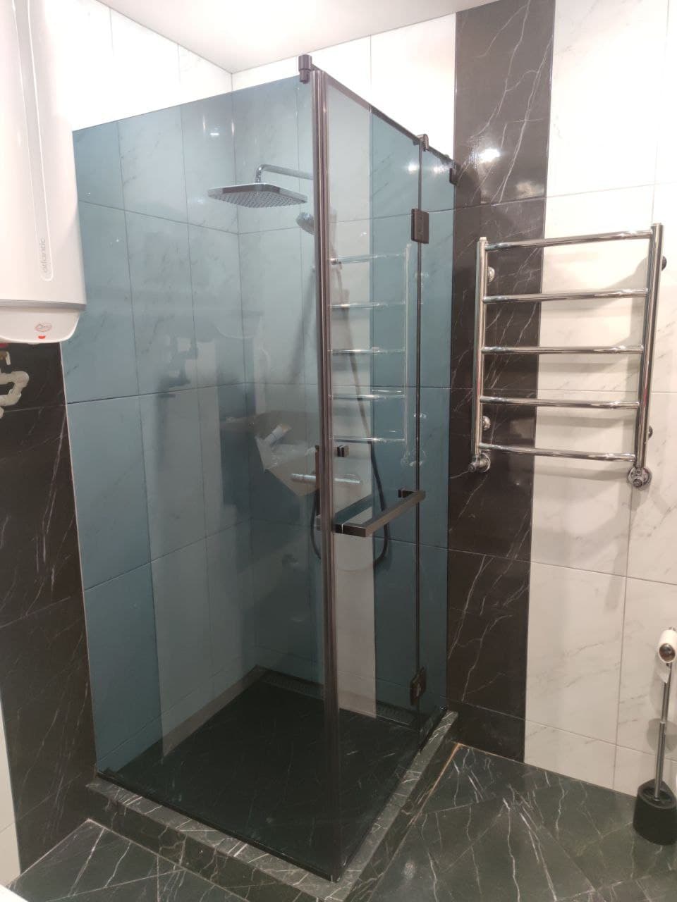 tinted shower cabin фото 3