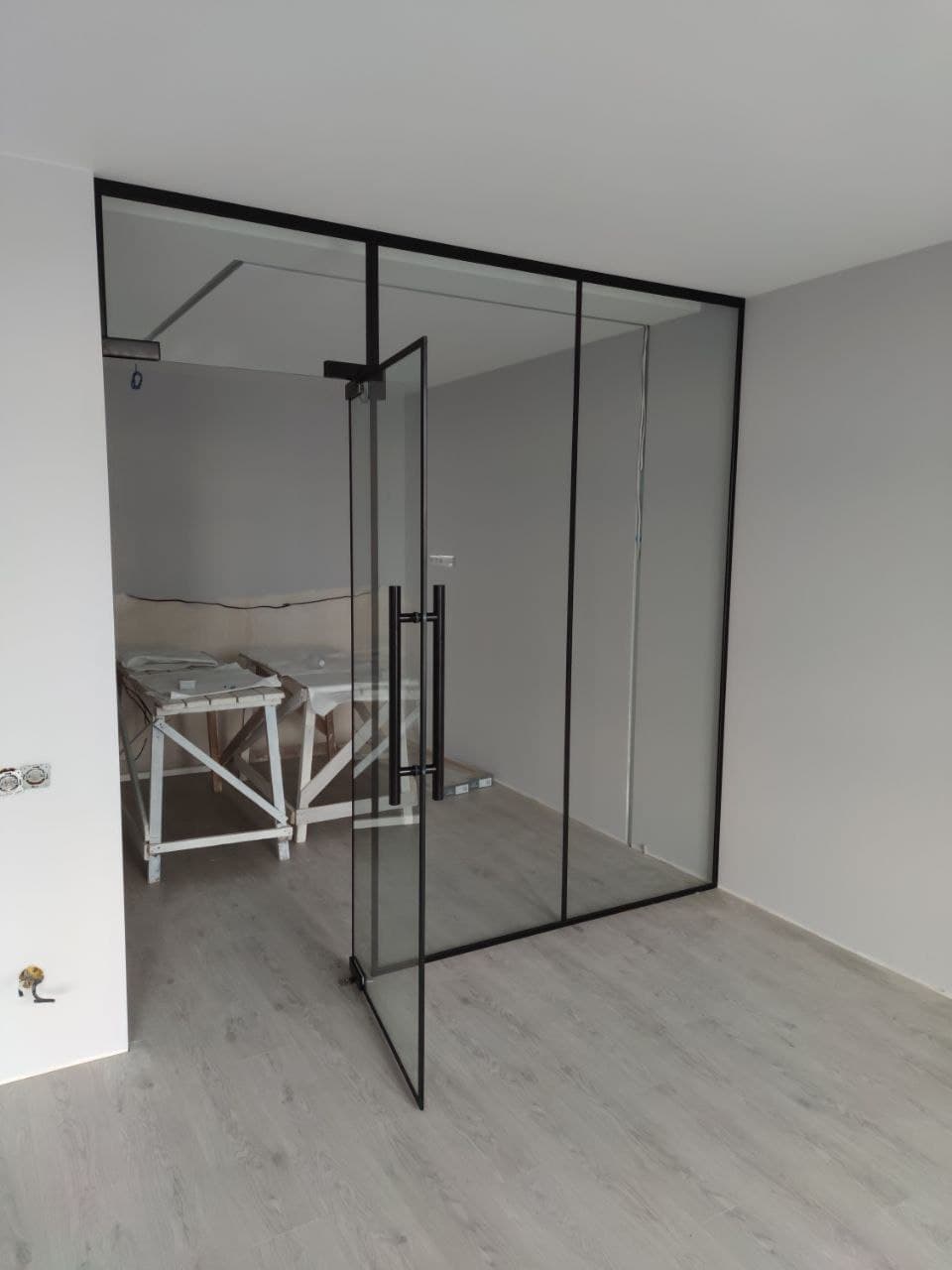 frameless glass partitions фото 15