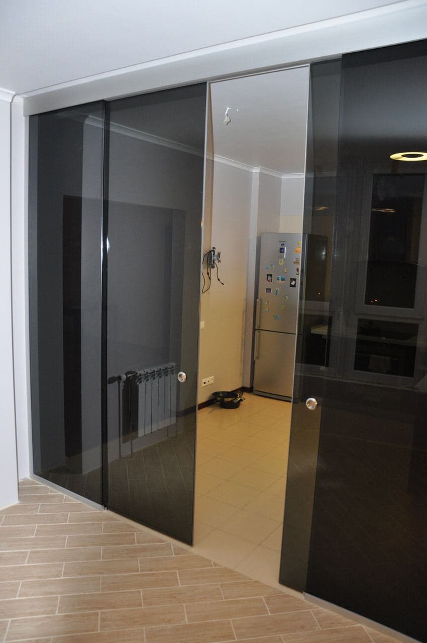 glass partitions from tempered glass фото 15