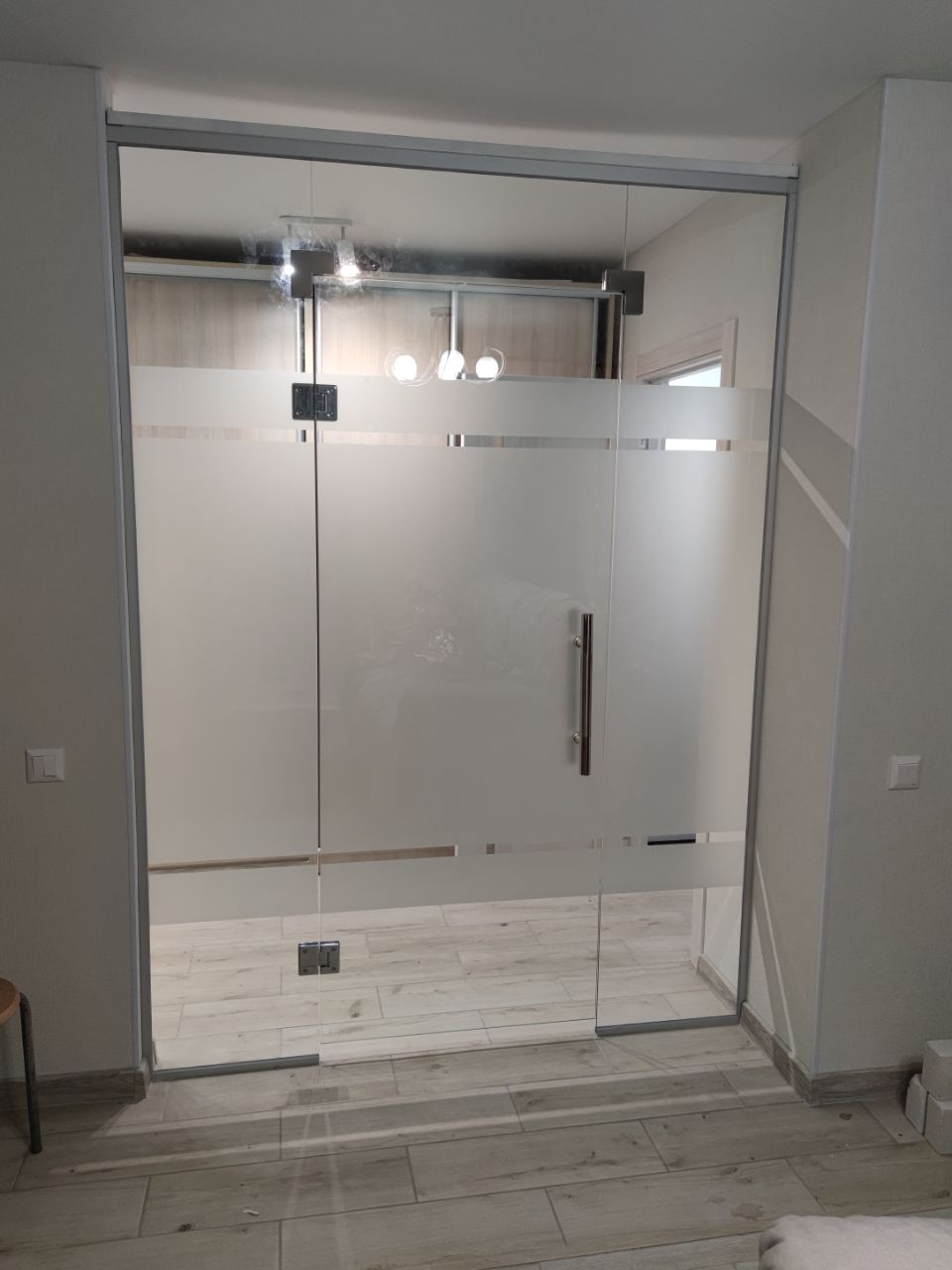 glass partitions for shopping malls фото 16