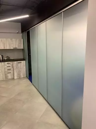 glass partitions from tempered glass фото 4