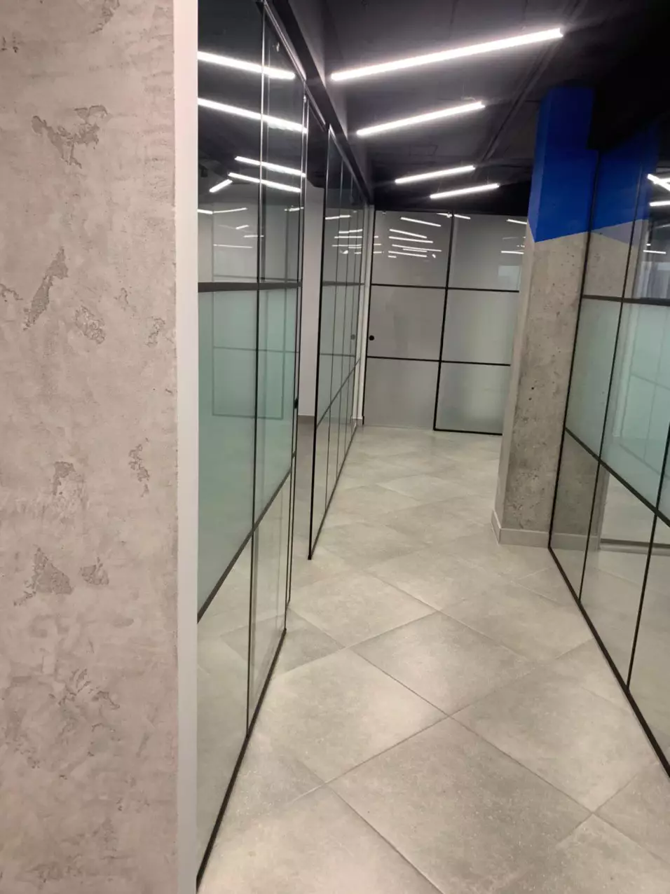 glass partitions for shopping malls фото 4