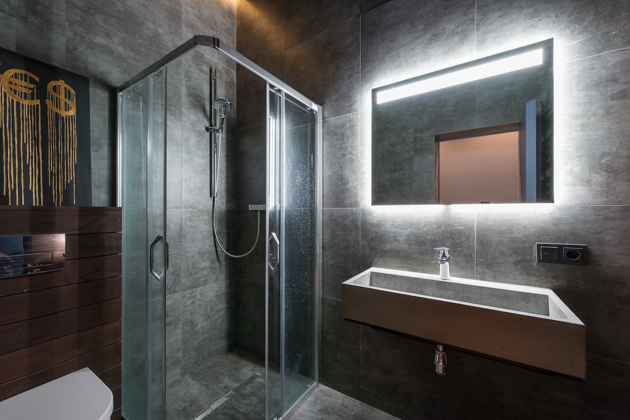 How do you choose glass shower doors?