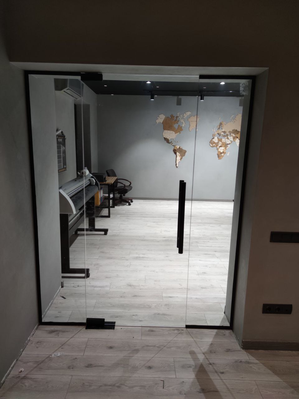 Swing glass doors